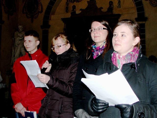 Mlodzieżowa Droga Krzyżowa – zdjęcie 1